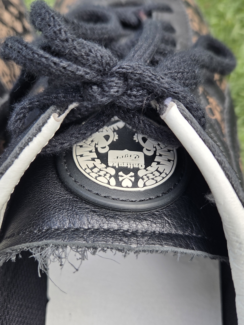 Onitsuka Tiger by Asics Black Sneakers with Brown Pattern - Picture 3 of 7